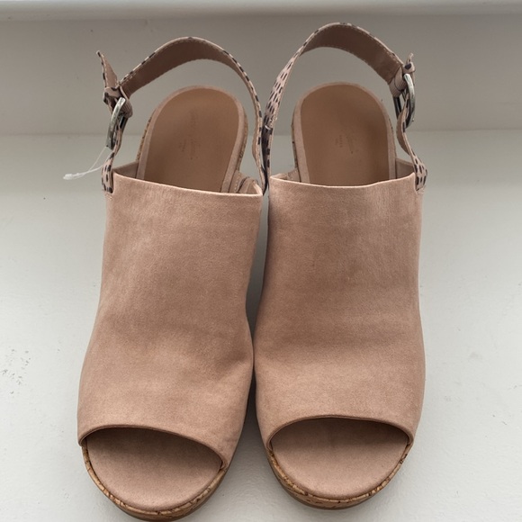 Universal Thread Wedges - Picture 10 of 10